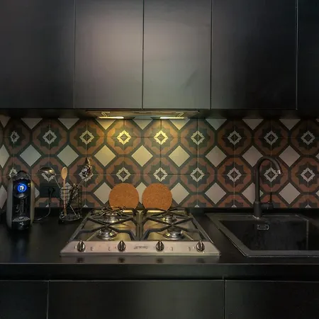 Flat 13 アパート ソレント